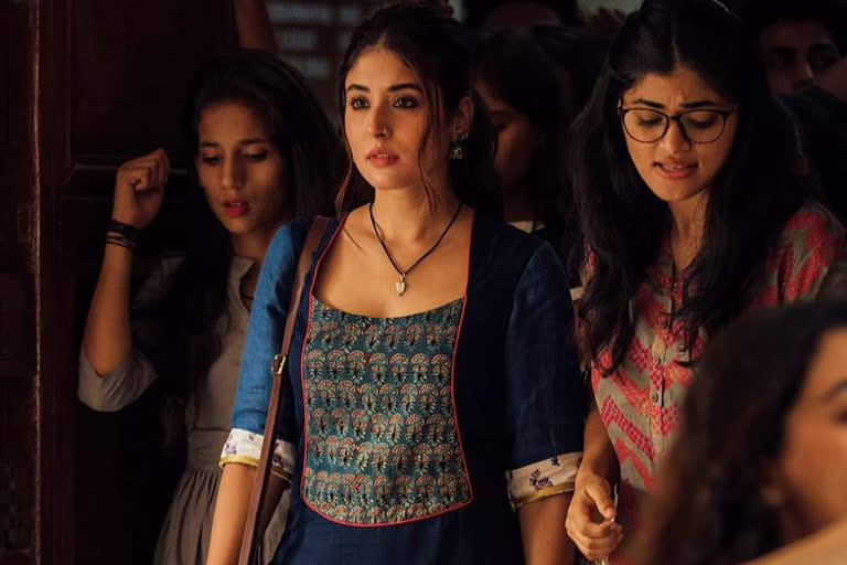 Kritika kamra in web series