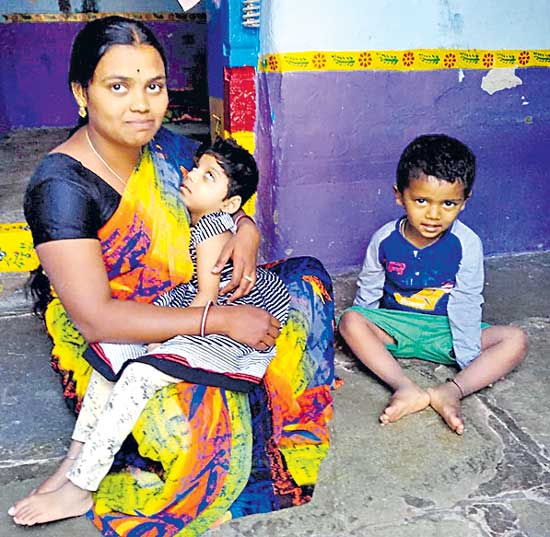 a-woman-loses-her-husband-and-her-baby-with-disability-but-she-was-the-strong-pillar-to-their-family-members-at-regod-in-medak-district