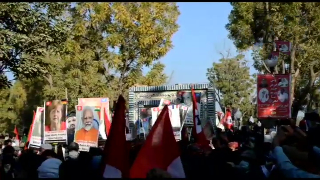 Placards of PM Modi in pakisthan