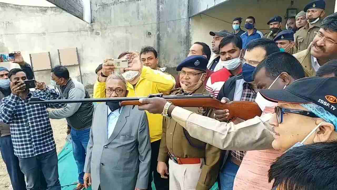 start-of-rifle-shooting-competition-in-deoghar