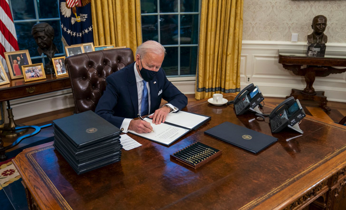 President Biden appears to have removed the red button Trump used to order Diet Cokes from his Oval Office desk