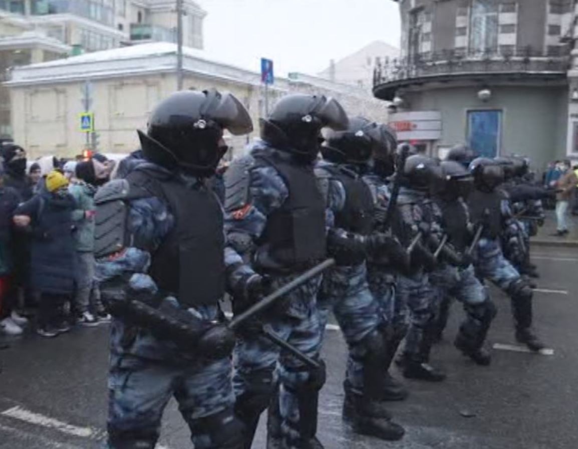 Pro Navalny protesters