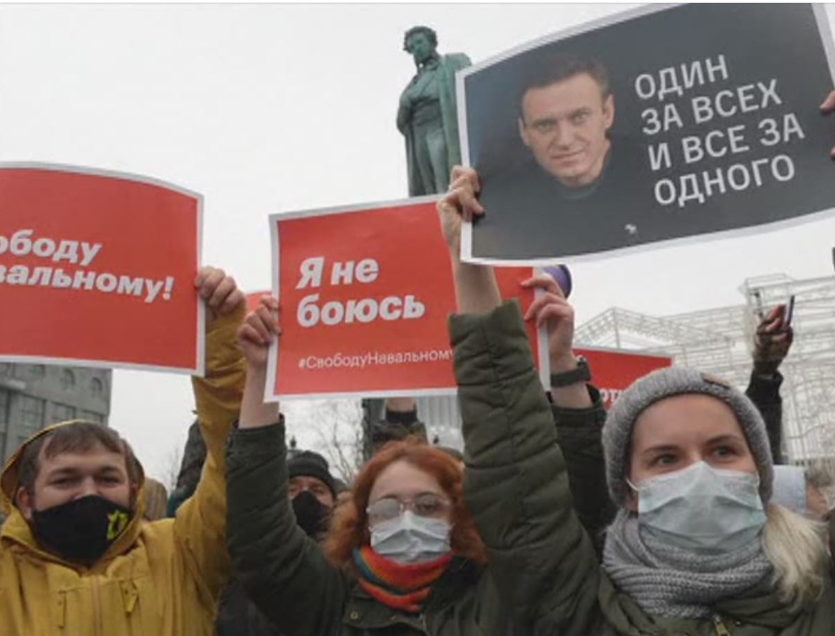 Pro Navalny protesters