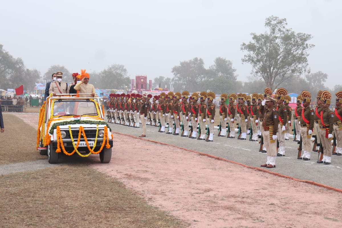 flag-hoisted-in-cm-shivraj-rewa