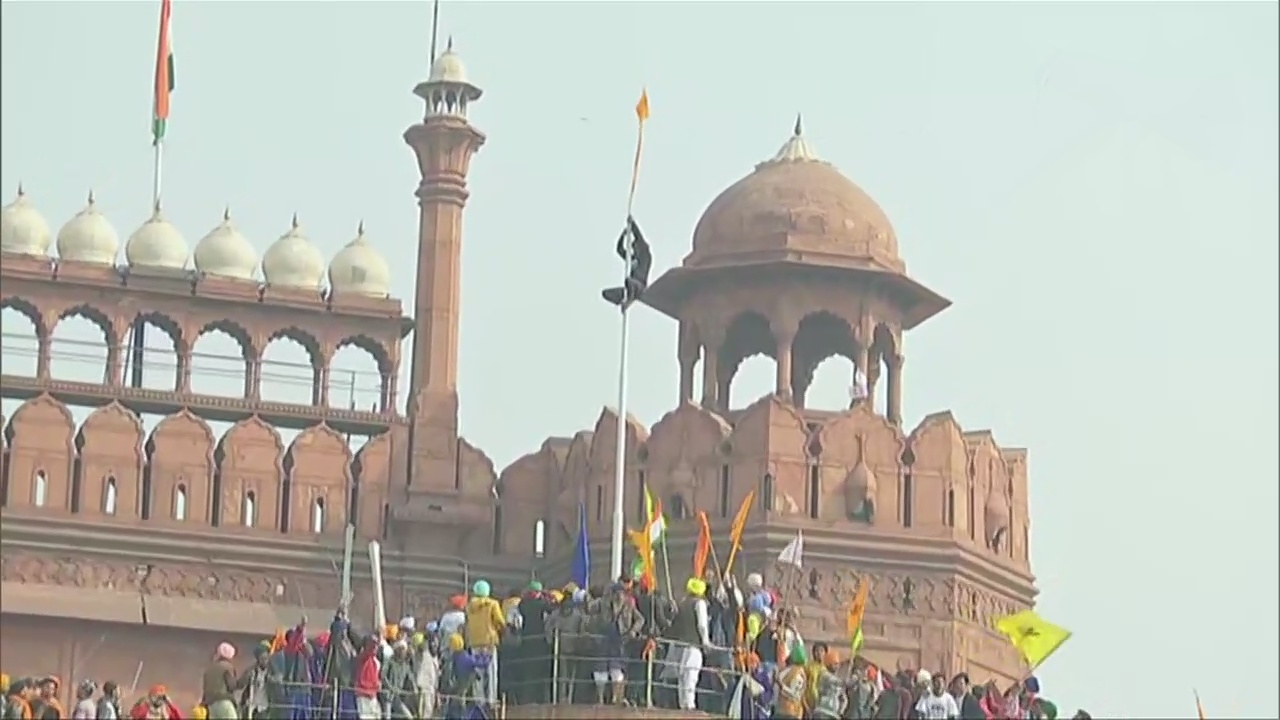 R-Day tractor rally: Security tightened in Delhi