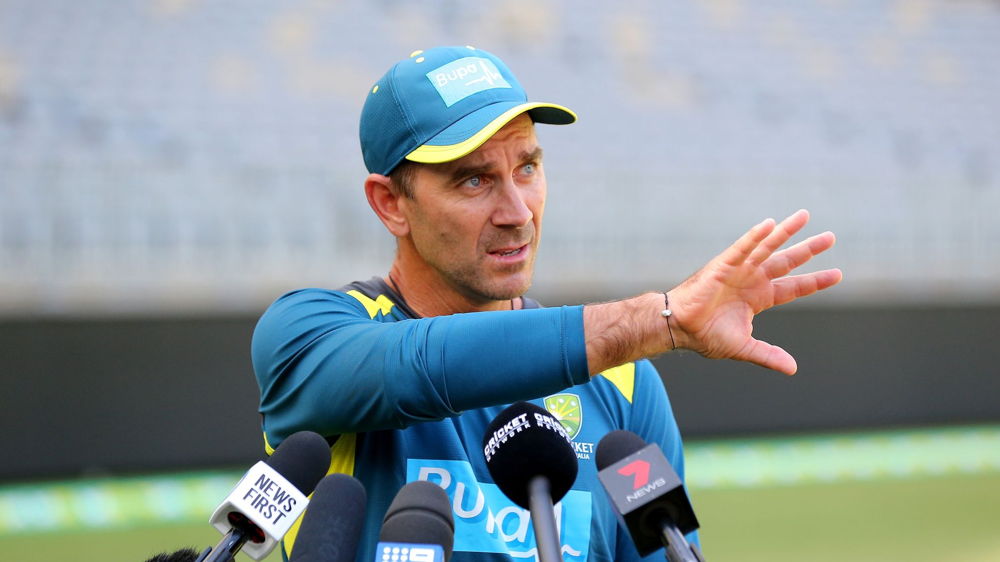 Langer's training style under scanner, coach says 'leadership isn't a popularity contest'