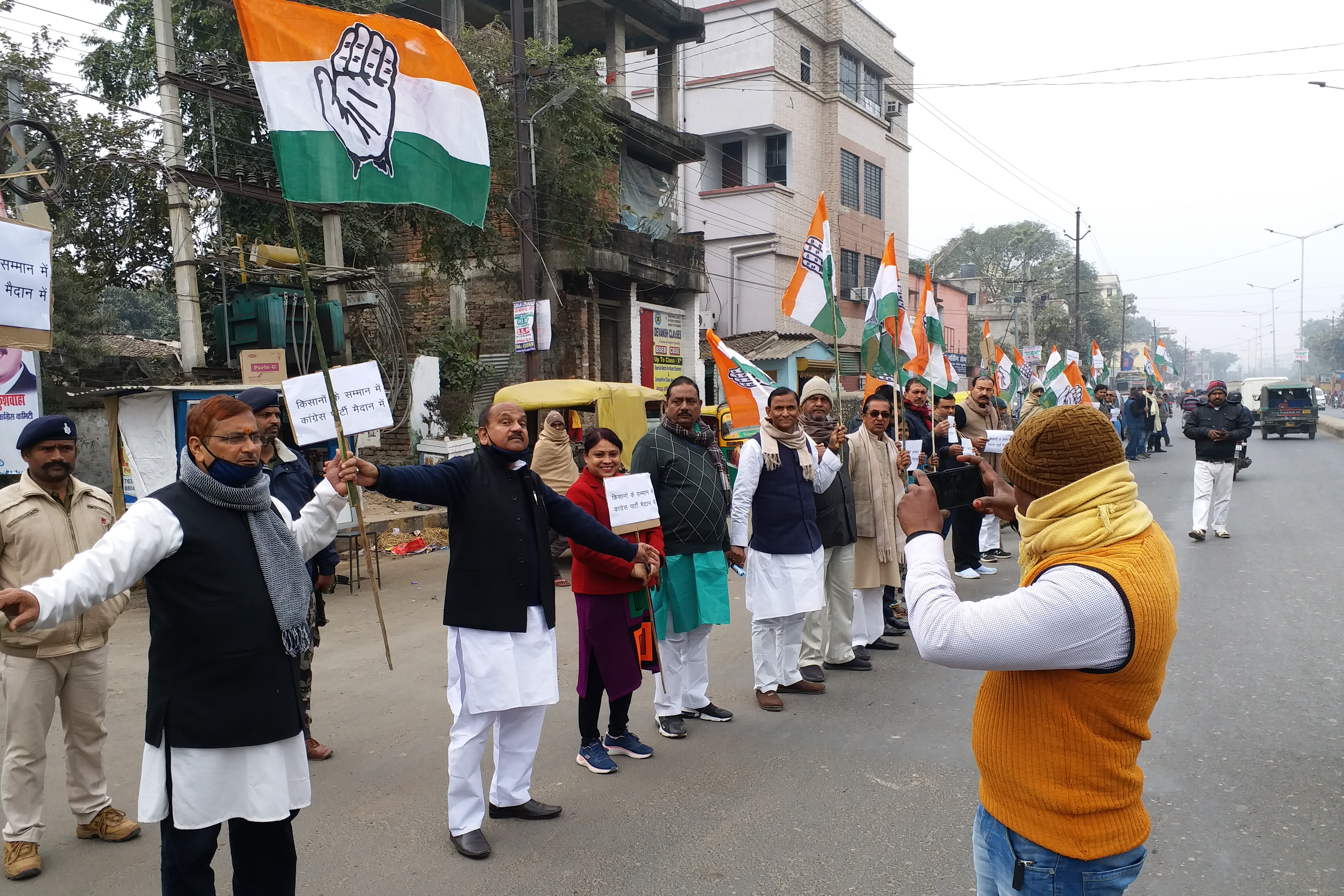 human chain in patna