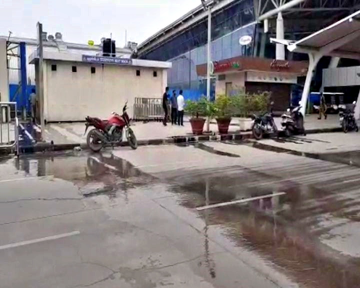 chennai airport toilets