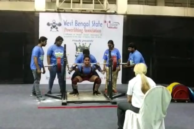 Hubli Muslim girl, Hubli Muslim girl achievement, Hubli Muslim girl achievement in powerlifting, powerlifting, powerlifting news, ಹುಬ್ಬಳ್ಳಿ ಮುಸ್ಲಿಂ ಯುವತಿ, ಹುಬ್ಬಳ್ಳಿ ಮುಸ್ಲಿಂ ಯುವತಿ ಸಾಧನೆ, ಪವರ್​ಲಿಫ್ಟಿಂಗ್​ನಲ್ಲಿ ಹುಬ್ಬಳ್ಳಿ ಮುಸ್ಲಿಂ ಯುವತಿ ಸಾಧನೆ, ಪವರ್​ಲಿಫ್ಟಿಂಗ್, ಪವರ್​ಲಿಫ್ಟಿಂಗ್ ಸುದ್ದಿ,