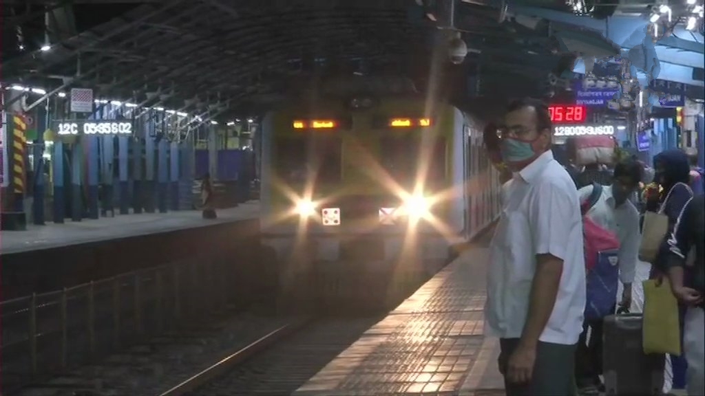 Maharashtra: Passengers arrive at Dadar railway station as the local train service resumes for all in Mumbai