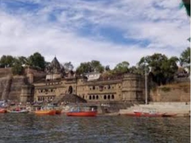 the-film-will-be-shot-in-maheshwar-mandav-and-omkareshwar