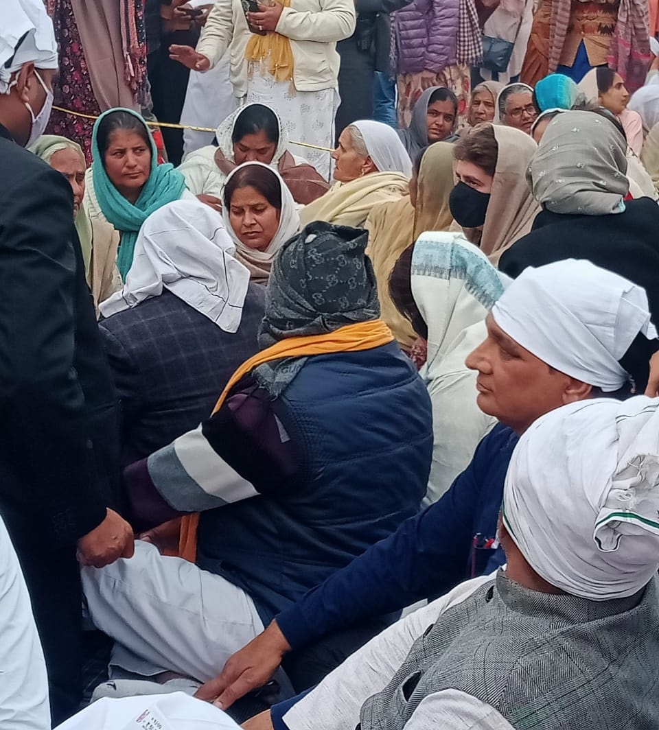Priyanka Gandhi meets family of deceased farmer in Rampur