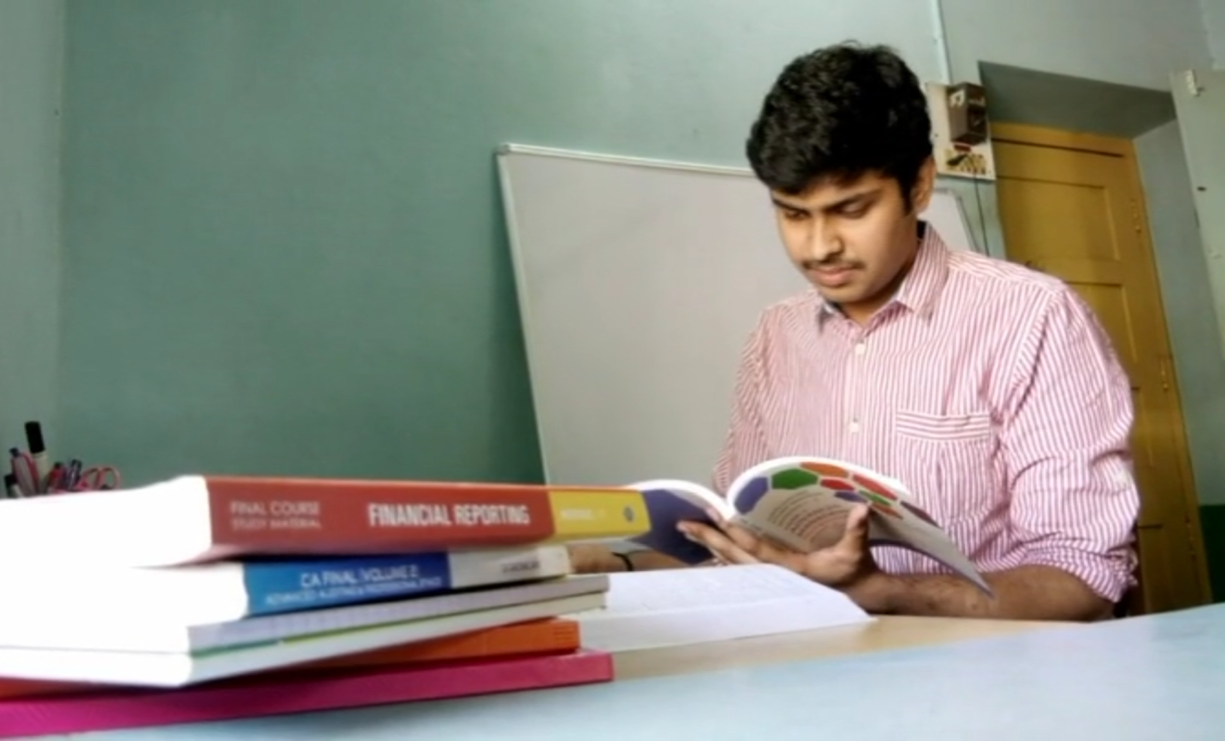 aditya-ranked-10th-rank-in-chartered-accountant-exam