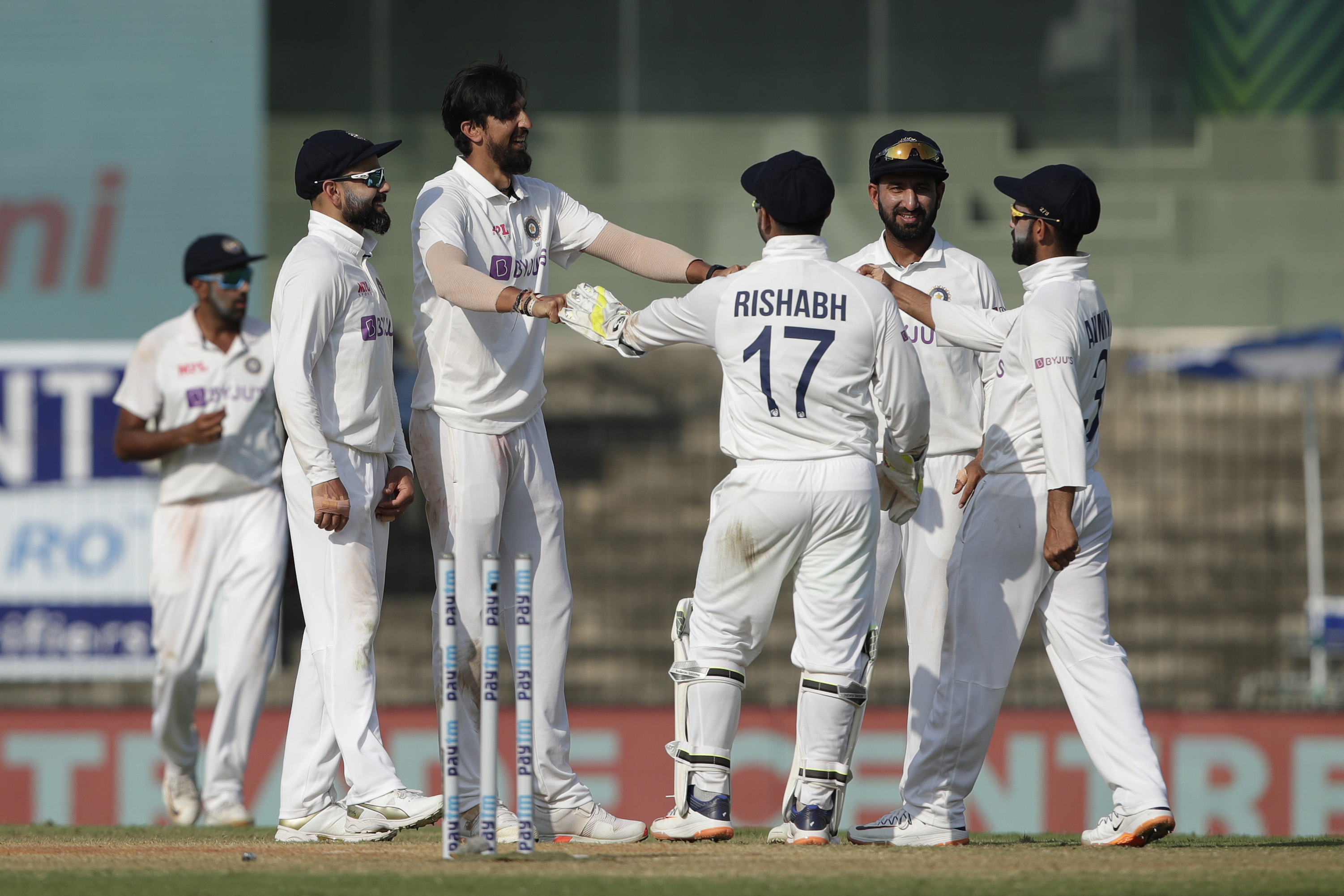 India vs England, 1st test, Day 2 Stumps: Root gets 200, visiters at 555/8