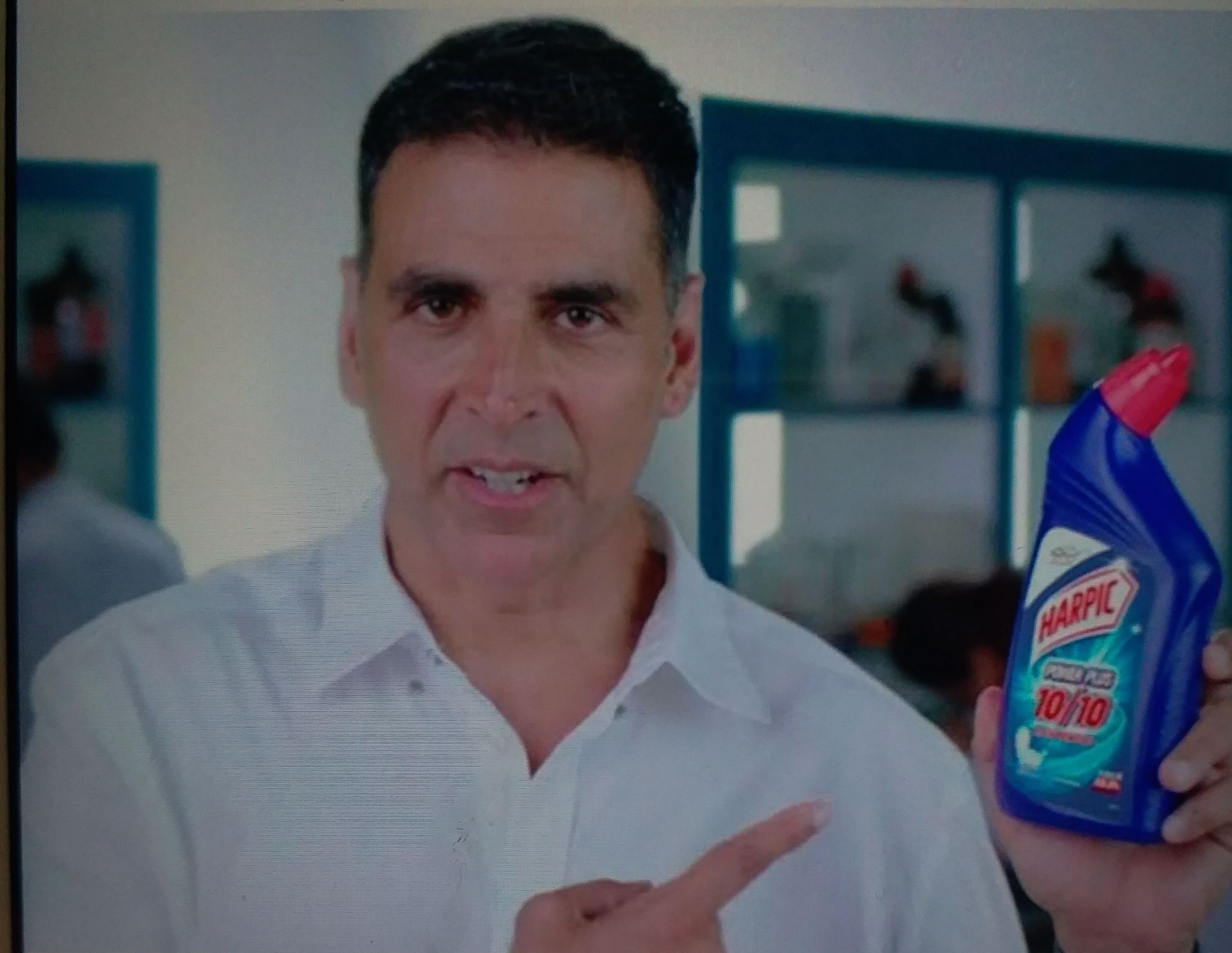 File a complaint against Akshay Kumar, a toilet cleaner manufacturer