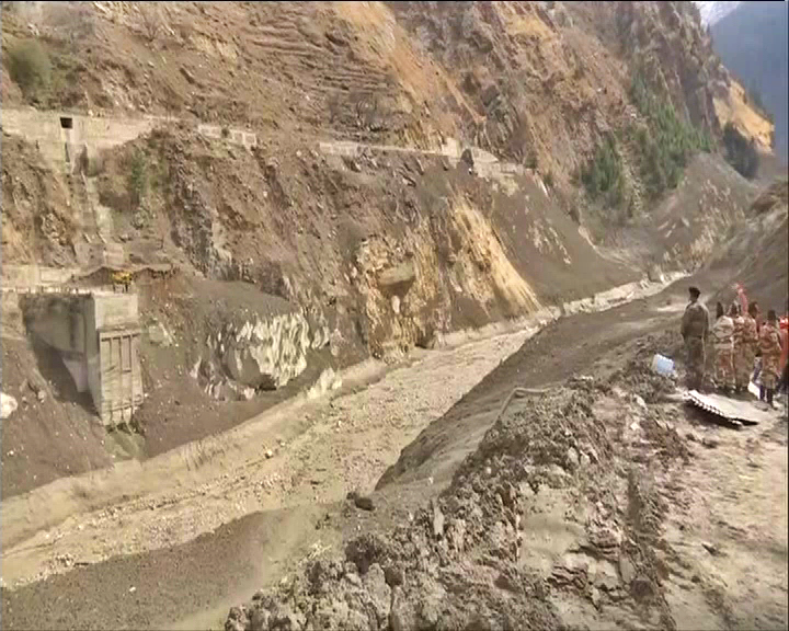 rescue operation at raini village in glacier burst of chamoli incident