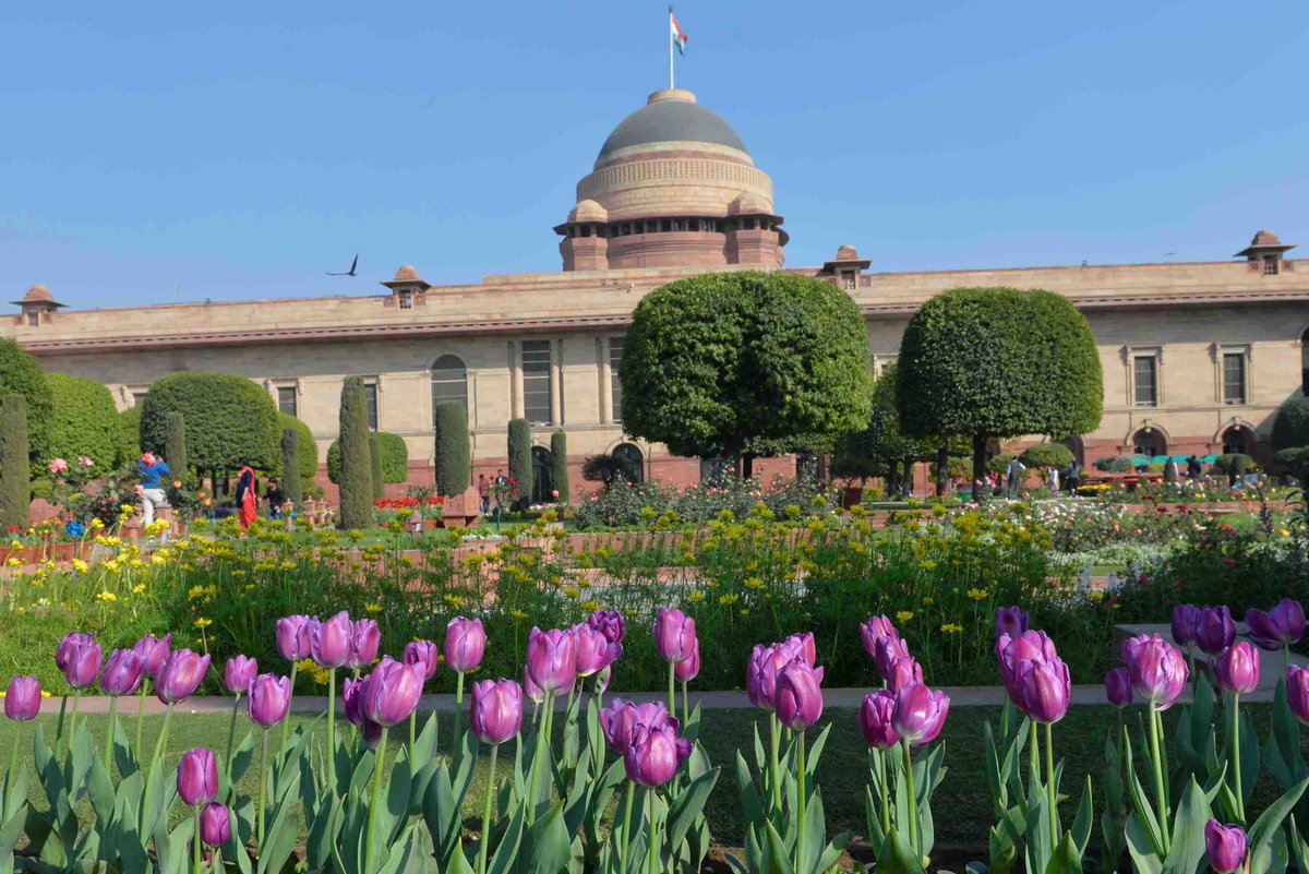 mughal gardens