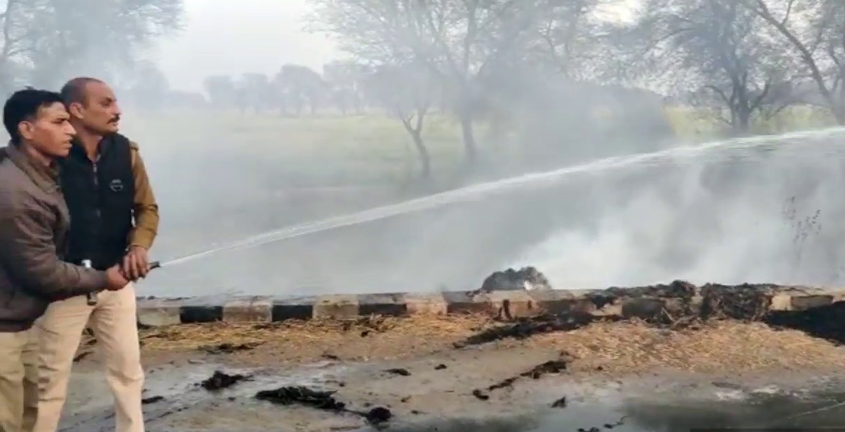 Army truck fire in Suratgarh,  Army truck burnt in Suratgarh of Sriganganagar, Incident near Suratgarh Rangmahal, Army truck caught fire