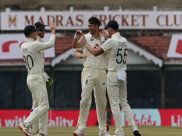 England and India to fight it out on Day 2 of second test