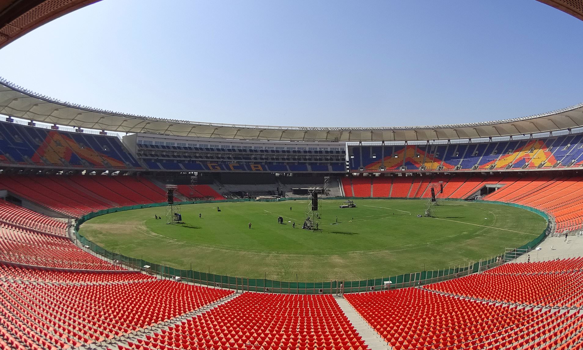1,10,000 दर्शकों के बैठने की क्षमता वाला नवनिर्मित सरदार पटेल स्टेडियम