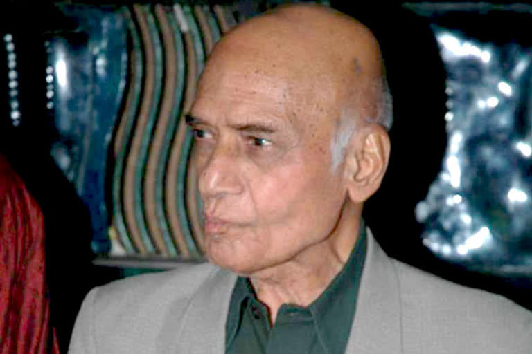 Music director mohammad zahoor khayyam