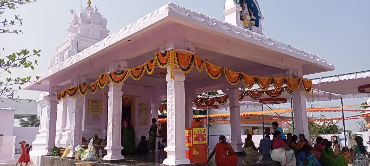 sri laxmiganapathi 10th anniversary at paruvella in karimnagar district