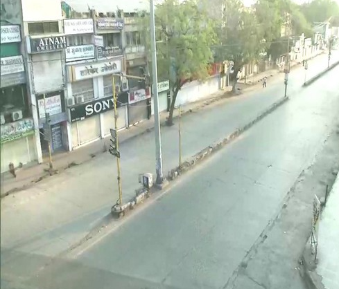 COVID-19: Streets deserted during week-long curfew in Maharashtra's Amravati