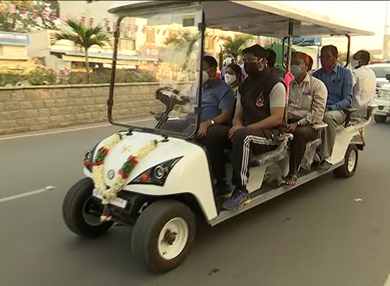 MLA Ganesh Gupta launched an electric vehicle in Nizamabad