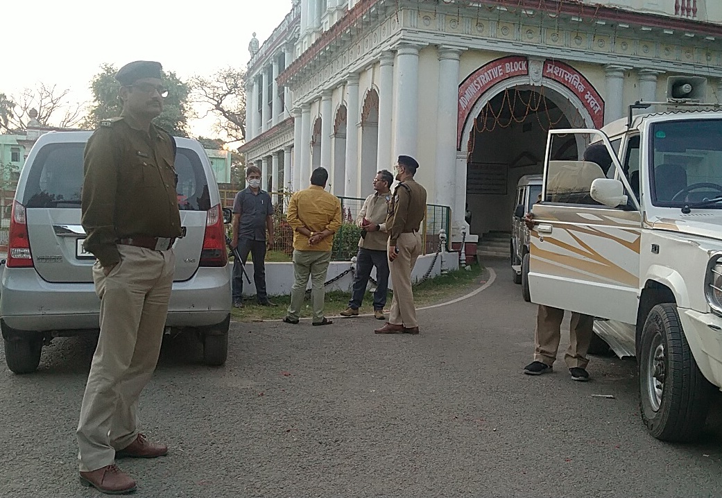 Police in patna university