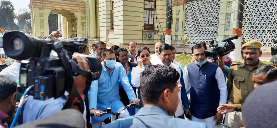 bicycle march of tejashwi yadav