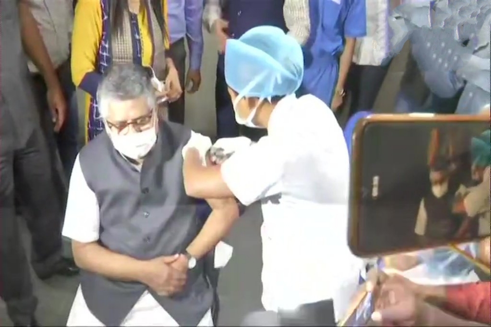 ravi shankar prasad covid vaccine jab