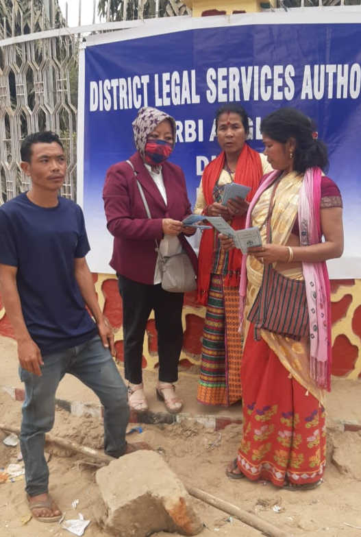 dlsa distribute leaflets to common people for free legal aids