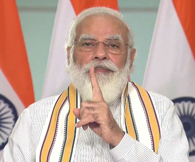 नरेंद्र मोदी, प्रधानमंत्री.