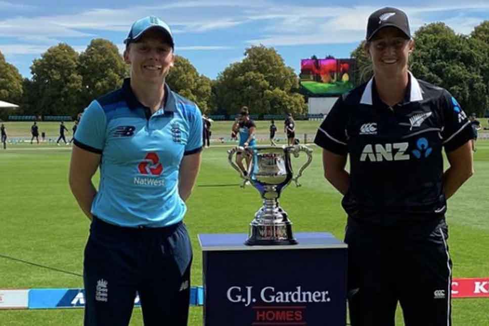 Newzealand fans to enjoy cricket in stadium