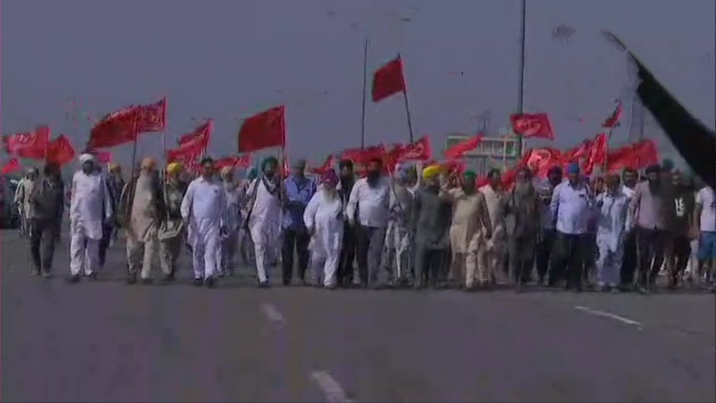 Farmers block Western Peripheral Expressway in Kundli, Sonipat