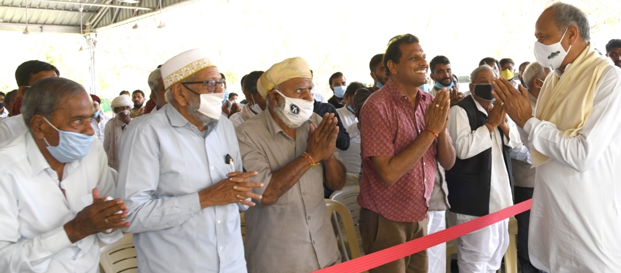 टिकट के दावेदारों ने कांग्रेस की बढ़ाई मुश्किलें  जानिए किस सीट पर क्या हैं हालात  जयपुर लेटेस्ट न्यूज  राजस्थान पॉलिटिक्स  राजस्थान में उपचुनाव  उपचुनाव 2021  राजस्थान कांग्रेस  टिकट की दावेदारी  Ticket claim  Rajasthan Congress  By-election 2021  By-elections in Rajasthan  Rajasthan Politics