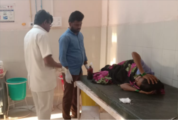 More than 20 people are injured by mad dog bite at Gadag