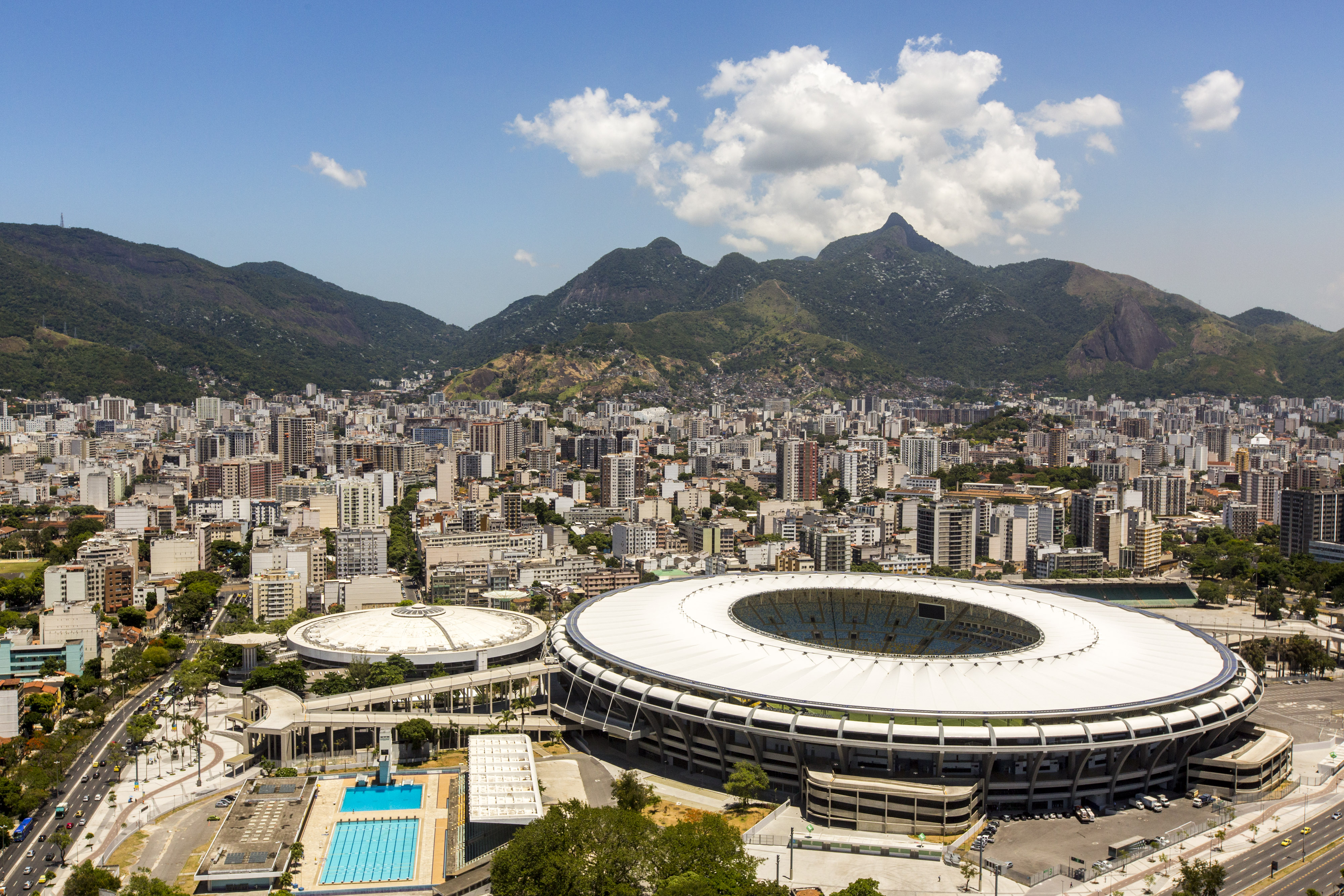 Rio lawmakers vote in favour of renaming Maracana after Pele