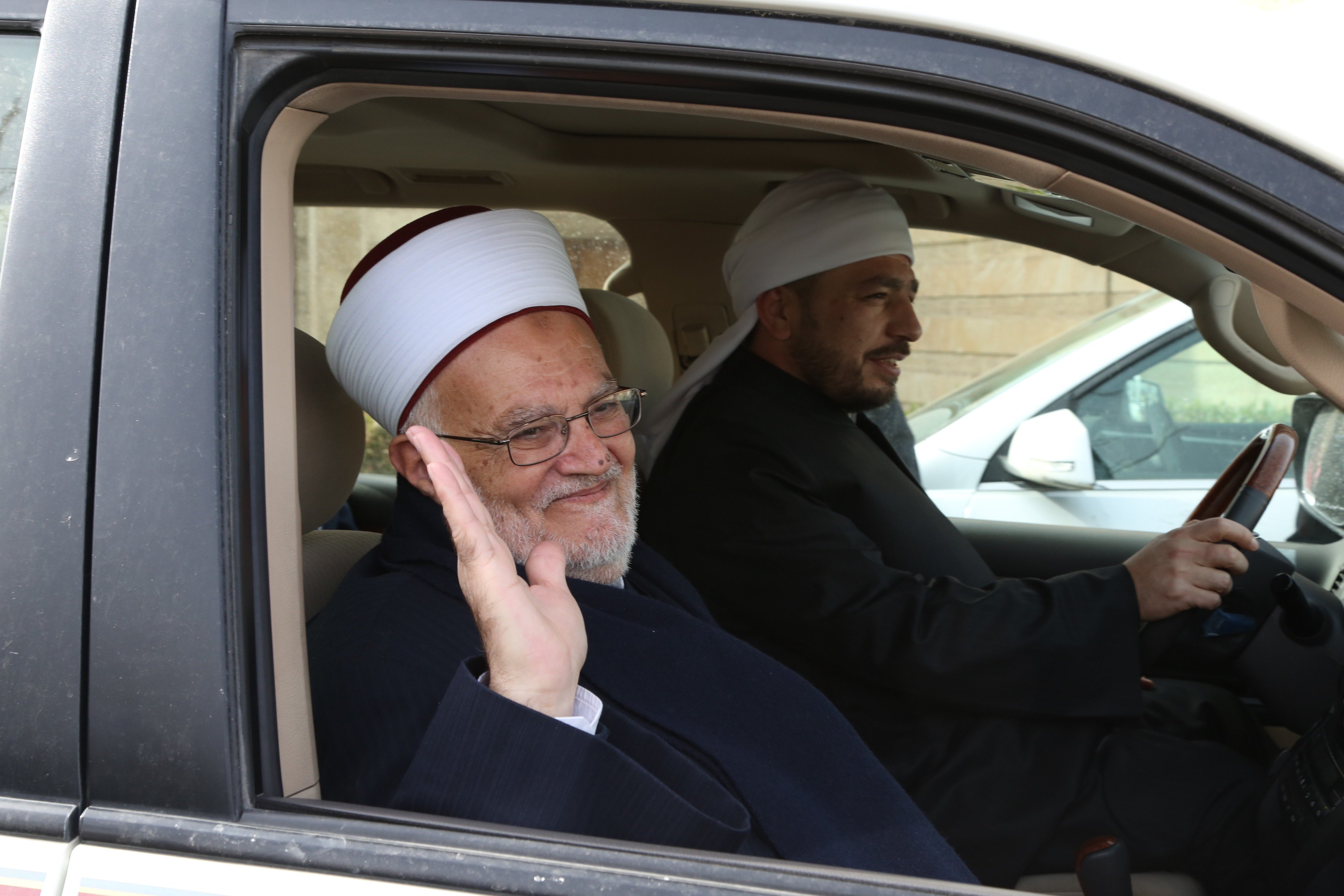 israel arrests former grand mufti of jerusalem ikrima sabri