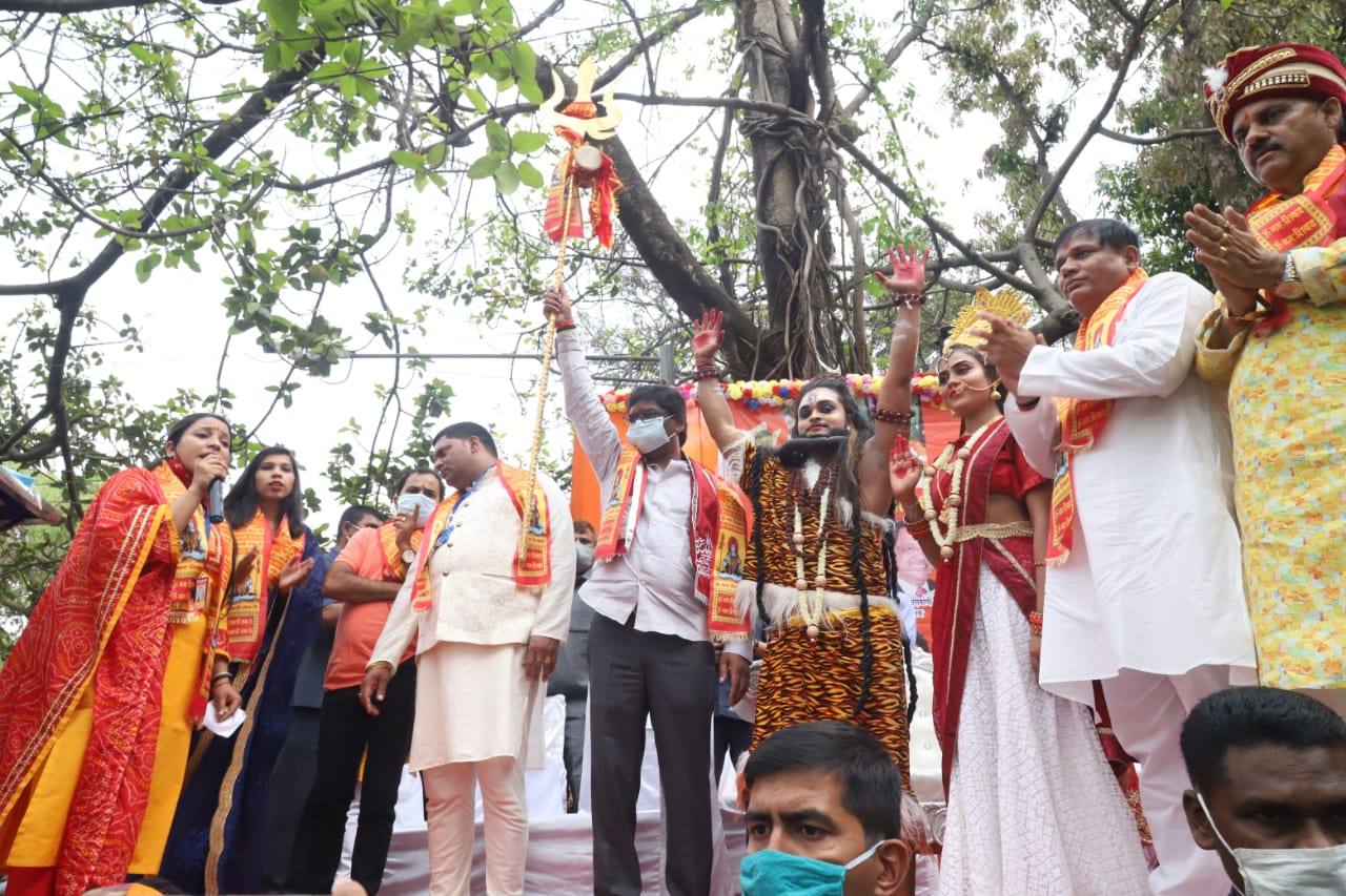 cm hemant soren reached pahari mandir in ranchi