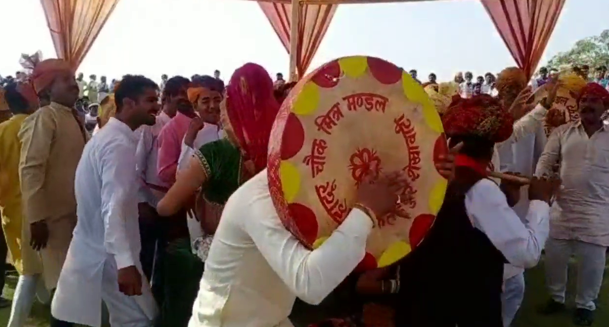 Folk Culture of Shekhawati,  The blaze of Shekhawati, Gindar folk dance in Sikar