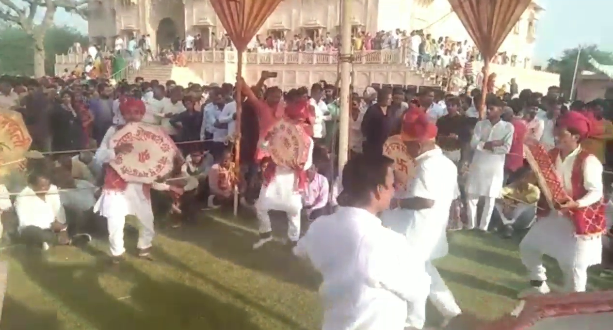 Folk Culture of Shekhawati,  The blaze of Shekhawati, Gindar folk dance in Sikar