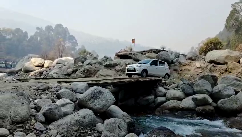 Tharali Suna Village Bridge