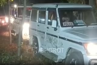 Poilice vehicles at Durgapur murder site