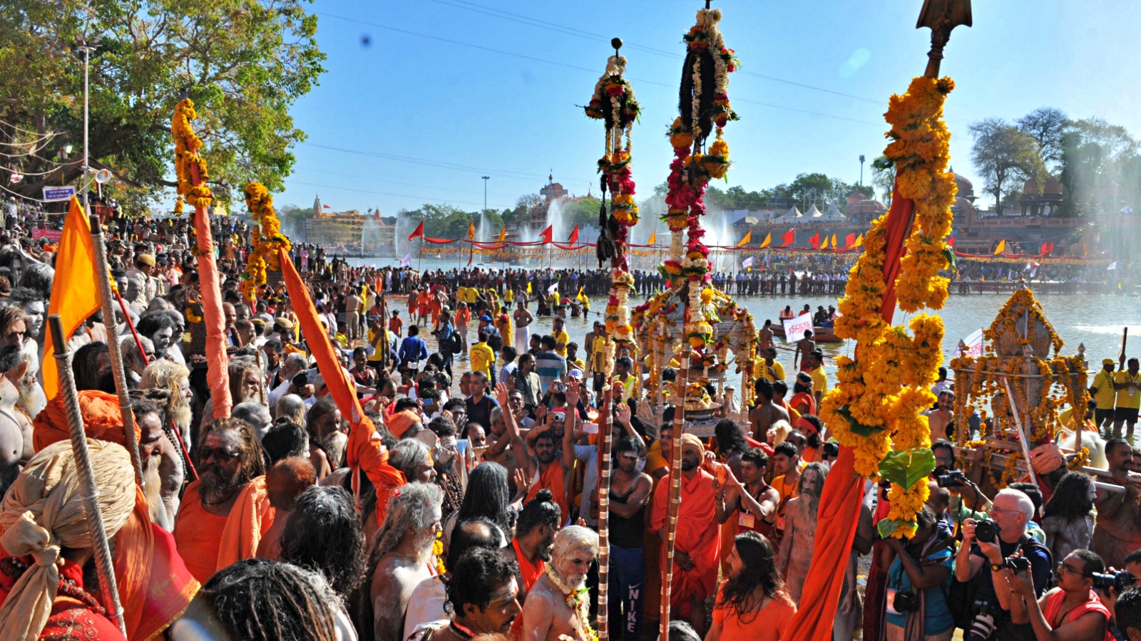 MAHA KUMBH MELA 2025  MAHA KUMBH IN PRAYAGRAJ  കുംഭമേള  KUMBH MELA LEGEND