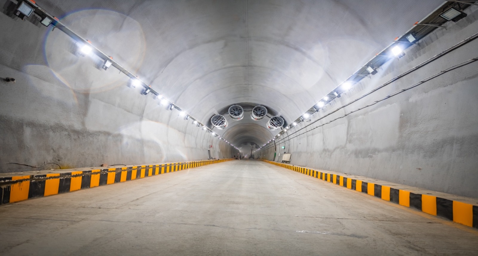 The Z Morh Tunnel links the popular tourist destination of Sonamarg with Kangan town in Ganderbal district of central Kashmir.