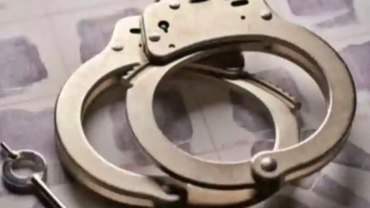 Police arrested auto driver