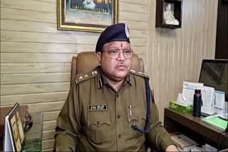 पुलिसकर्मियों ने छात्र को ढूंढ़कर बचाई जान