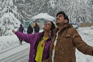 tourists-rush-in-kashmir-after-snowfall