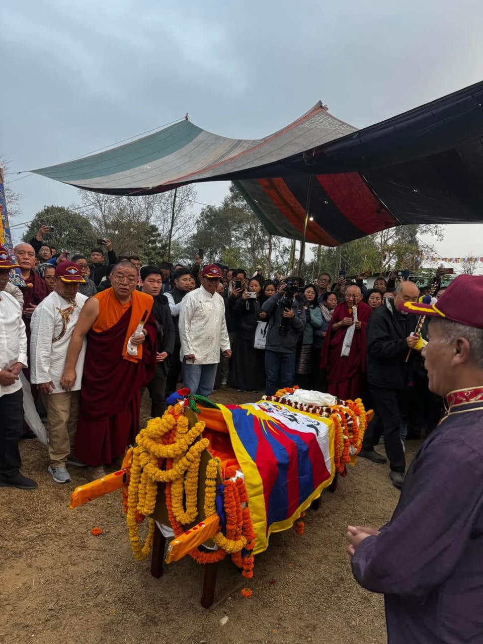 Final Rites Of Dalai Lama's Elder Brother, Gyalo Thondup, Performed In Kalimpong